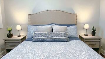 2 bedrooms, iron/ironing board, WiFi, bed sheets