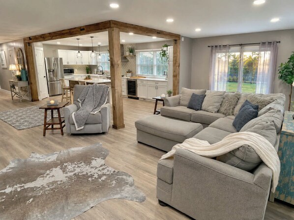 TV, offices - Rustic Chic in Charming Center Grove | Yard | 4BR (Greenwood)