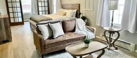 4 chambres, fer et planche à repasser, Wi-Fi, draps fournis