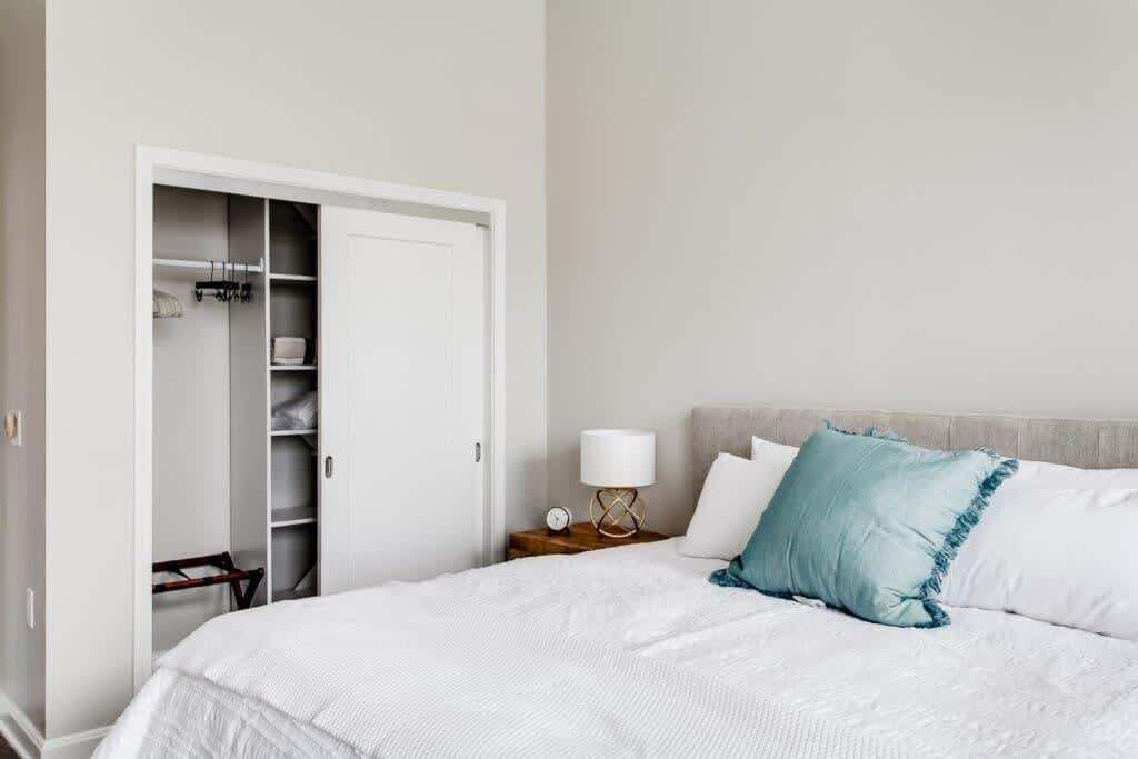 2 間睡房、熨斗/熨衫板、Wi-Fi、床單