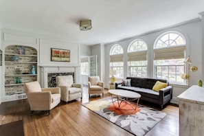 TV, fireplace, offices