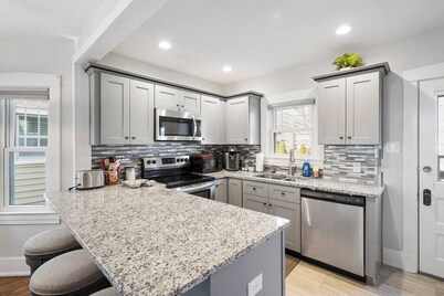 Baby Blue | Gorgeous Upscale Retreat | Ideal Area