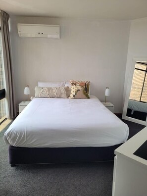 Panoramic Apartment | 1 bedroom, Egyptian cotton sheets, premium bedding, down comforters