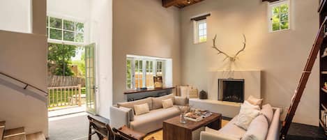 TV connectée, espaces bureaux