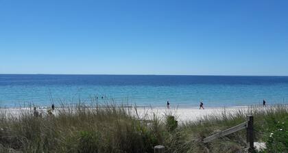 Maison de Vacances Centre Bourg , SIZUN , Monts d'Arrée en FinistÚre