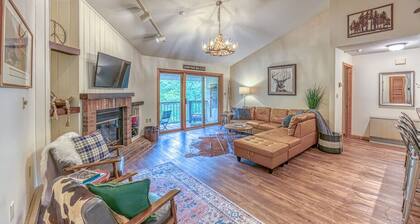 Luxe Riverfront Escape