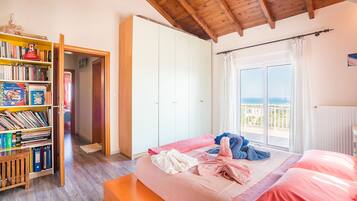 2 bedrooms, free WiFi, bed sheets, wheelchair access