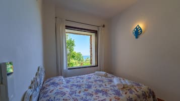 2 soverom, strykejern/-brett, wi-fi (inkludert) og sengetøy