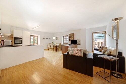 Ferienwohnung "Wielander A Ost" mit Bergblick, Gemeinschaftsgarten und WLAN