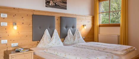 2 chambres, accĂšs au Wi-Fi (inclus), literie fournie