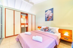 1 chambre, Wi-Fi gratuit, draps fournis