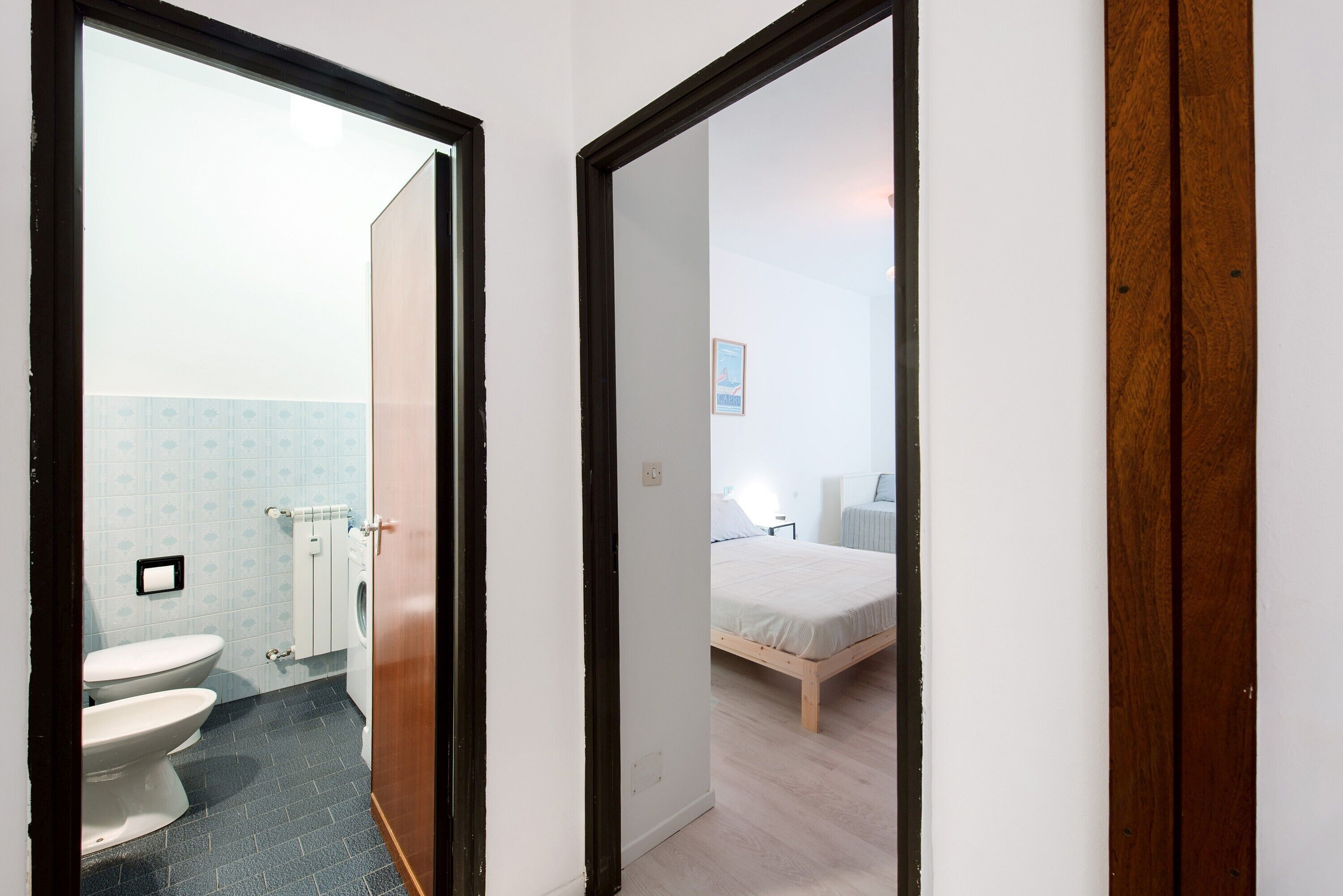 1 chambre, bureau, fer et planche à repasser, Wi-Fi gratuit