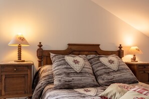 5 bedrooms, iron/ironing board, free WiFi - Gîte La Sabaudia in the Heart of the Vosges for 10 Guests (Gérardmer)