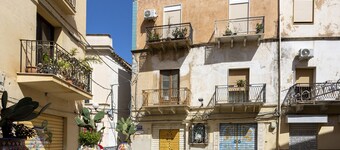 Holiday Home 'Obelix Kasbah' with Balcony and Air Conditioning