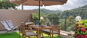Apartment 'La Casa Di Giosy' with Private Garden and Wi-Fi