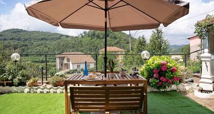 Apartment 'La Casa Di Giosy' with Private Garden and Wi-Fi