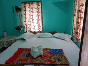 Basic Room | 10 bedrooms, free WiFi - Puri (Puri)