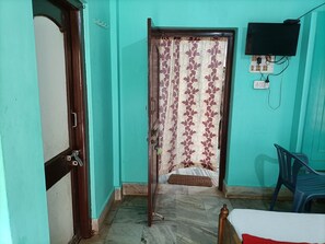 Basic Room | Bathroom - Puri (Puri)