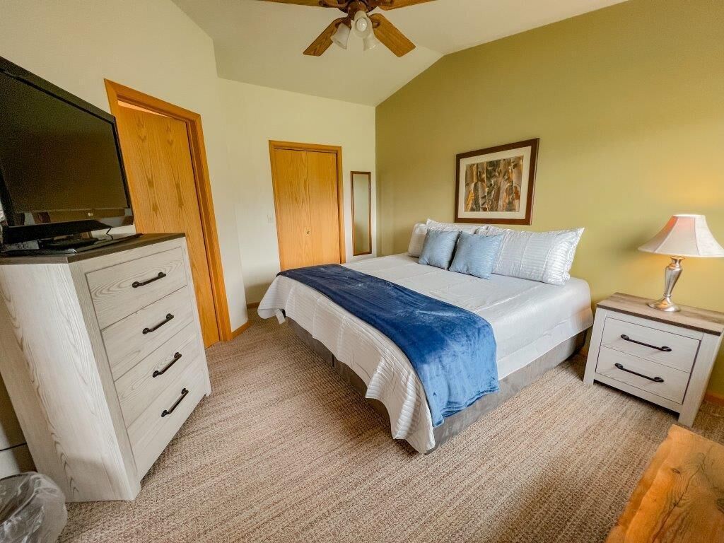 2 habitaciones, tabla de planchar con plancha y wifi gratis 