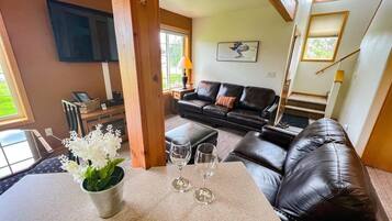 Smart TV, DVD player, offices