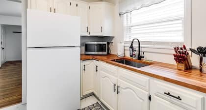 Retreat Zen/3br ranch house/private parking/FIRE-PIT/RF