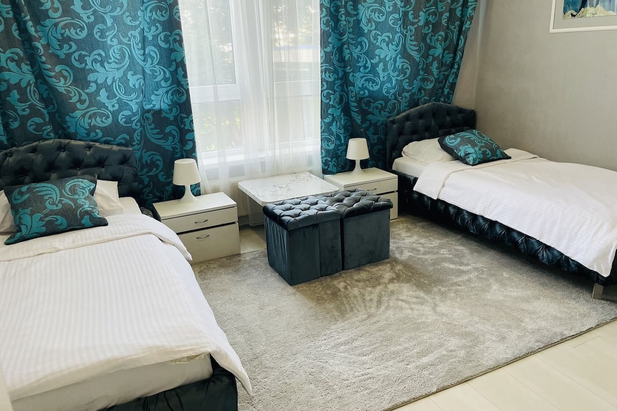 1 habitación, decoración personalizada y muebles diferentes