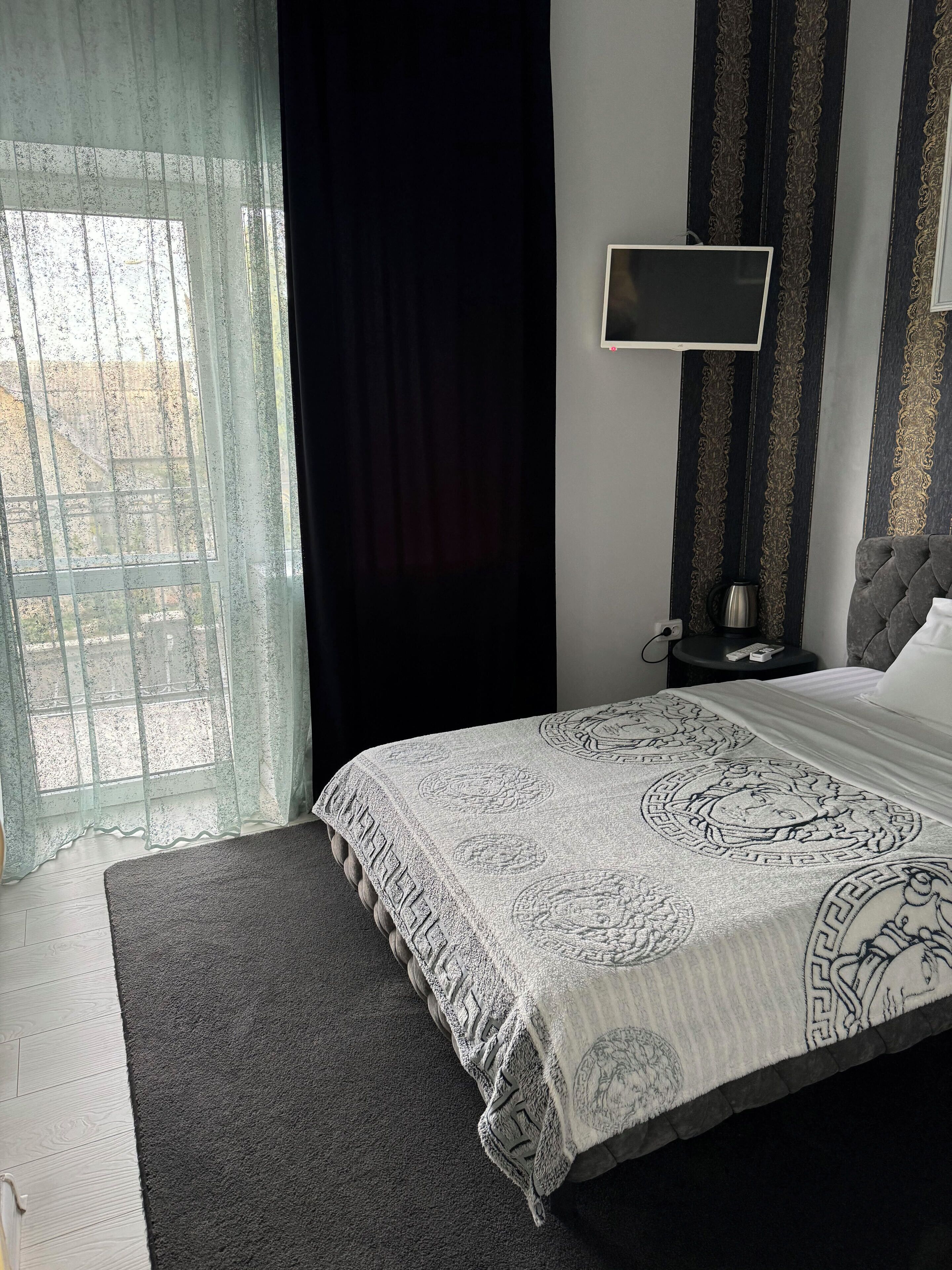 بديكورات فريدة لكل غرفة وطراز فريد لكل وحدة ومساحة عم ل للكمبيوتر المحمول