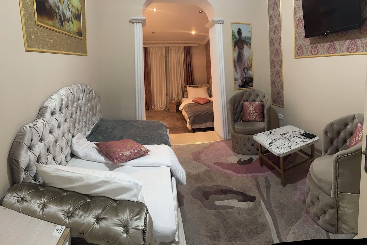 بديكورات فريدة لكل غرفة وطراز فريد لكل وحدة ومساحة عمل للكمبيوتر المحمول