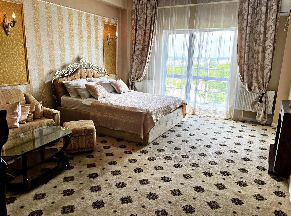 بديكورات فريدة لكل غرفة وطراز فريد لكل وحدة ومساحة عمل للكمبيوتر المحمول