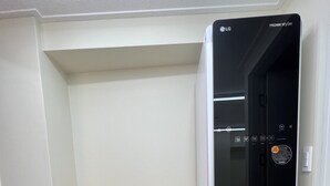 高級寝具、羽毛の掛け布団、ピロートップベッド、WiFi (無料)