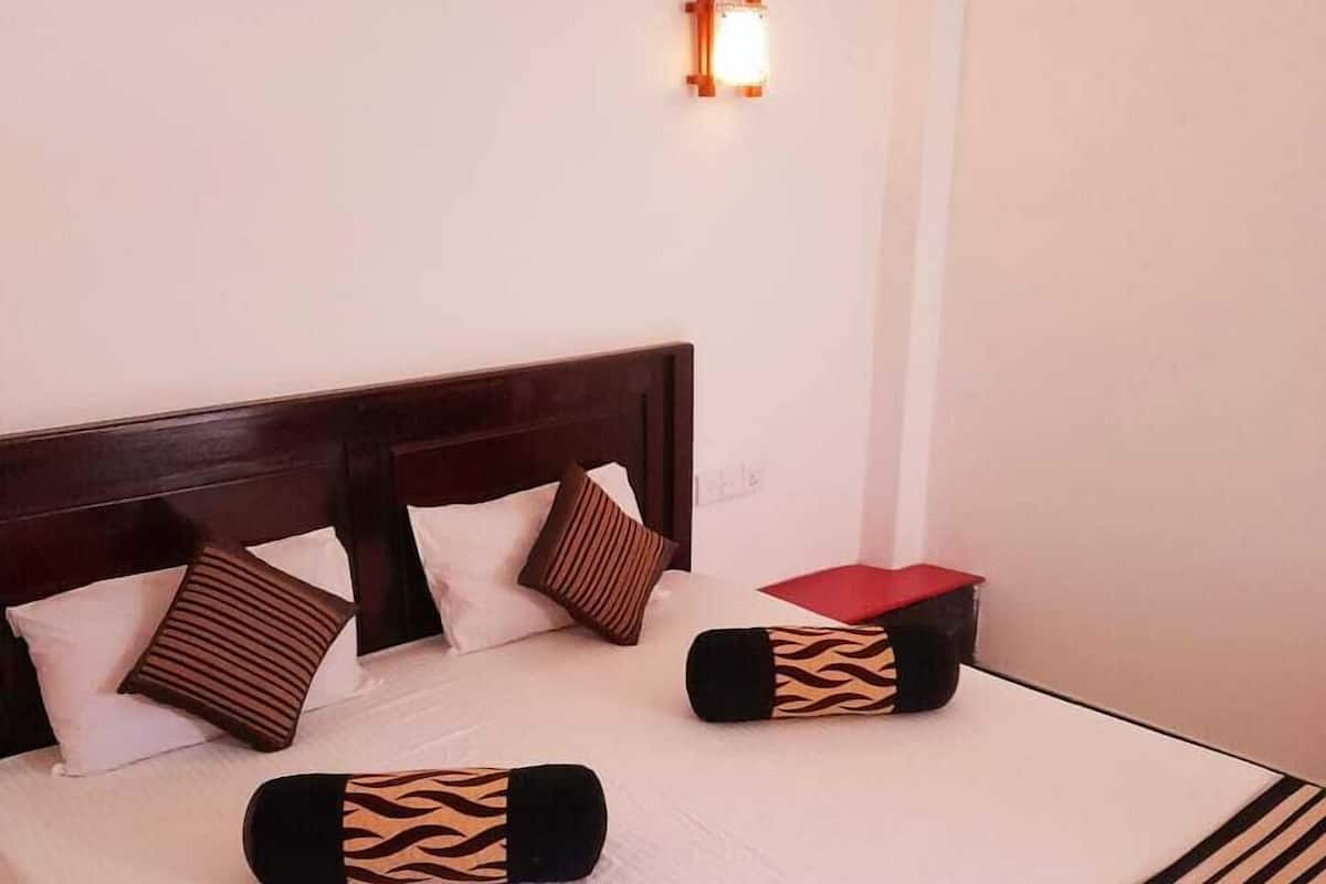 Habitación doble Deluxe | Tabla de planchar con plancha y wifi gratis