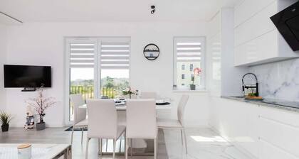 Flisykowskiego 9 | Helle Wohnung | Parkplatz