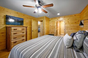 5 Schlafzimmer, Bügeleisen/Bügelbrett, Reisekinderbett, kostenloses WLAN