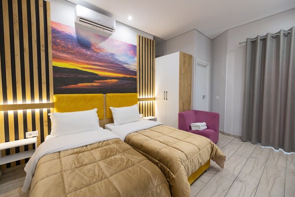 Tomannsrom – deluxe | Italienske Frette-laken, sengetøy av topp kvalitet og memory foam-senger