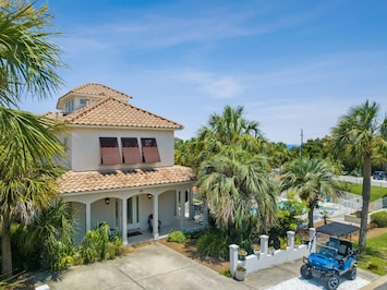 30A Beach House - Crows Nest