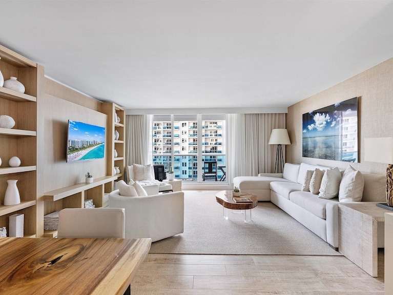 Premier 3-bedroom Oceanview + Den At 1 Hotel & Homes - Miami Beach
