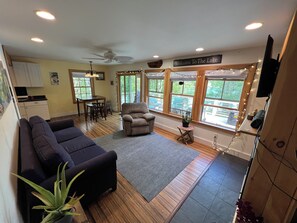 スマートテレビ、暖炉