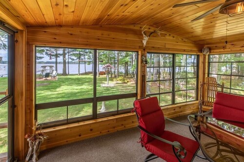 Round Lake Retreat for All Seasons