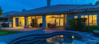 Luxury Vacation Home with Pool & Golf Course Views – Ahwatukee Foothills