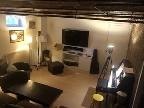 Living area - French Saint Cloud Parisian Style House for the Olympic Games (Saint-Cloud)