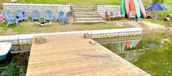 Lake Demmon Lodge-Beach,Boats,Fishing,FUN!