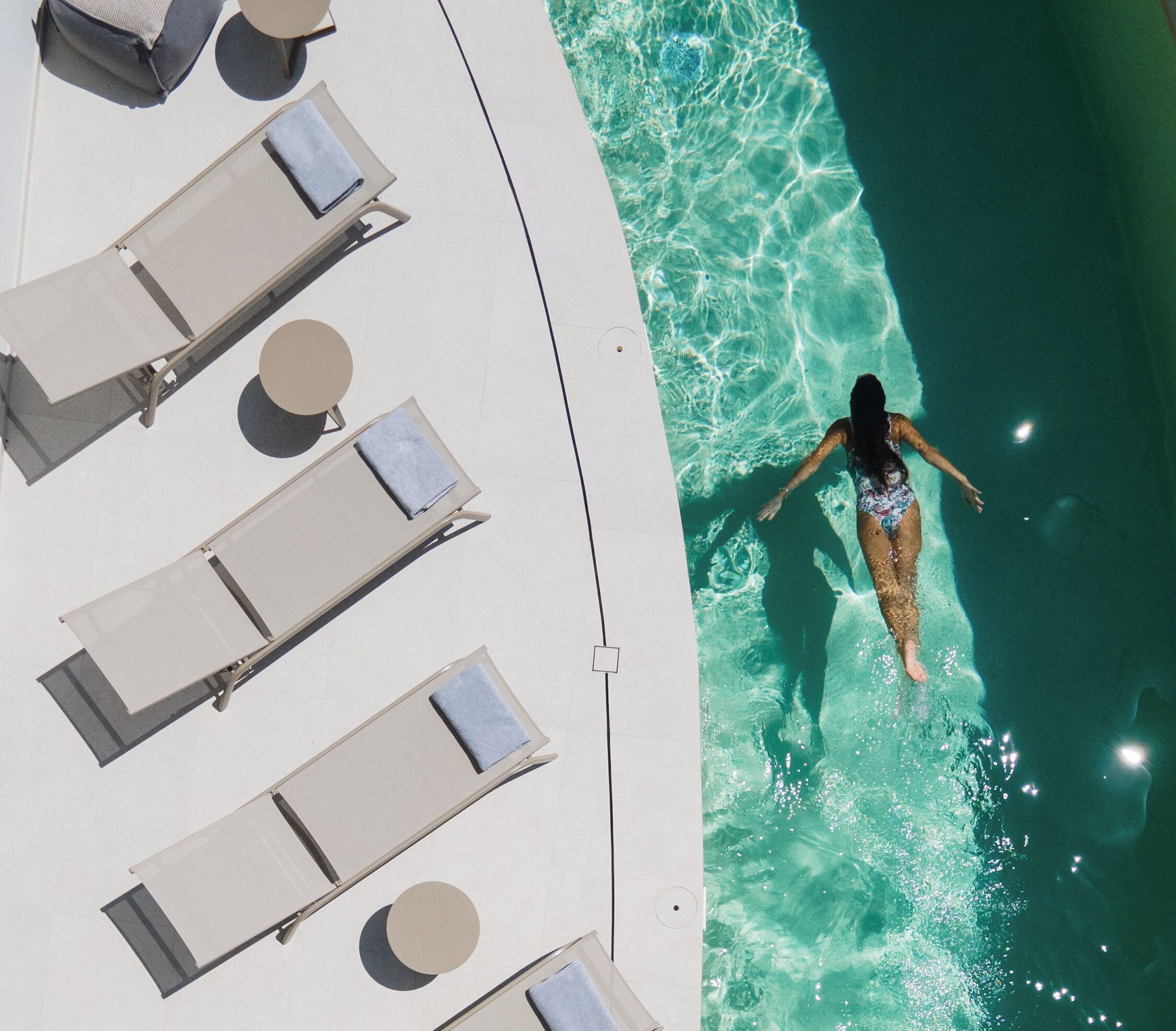 Sesongbasert utendørsbasseng