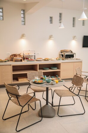 Frokostbuffé er inkludert hver dag