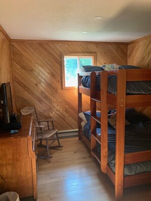 3 makuuhuonetta, ilmainen Wi-Fi