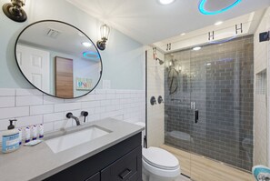 Hair dryer, towels