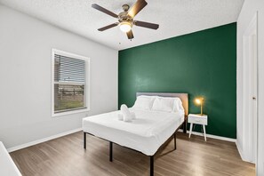2 bedrooms, desk, iron/ironing board, free WiFi - Cozy BoHo 2bd Apartment | Cedar Park/North Austin (Austin)