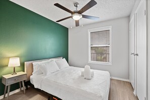 2 bedrooms, desk, iron/ironing board, free WiFi - Comfy BoHo 2BD Apt | Cedar Park/North Austin (Austin)
