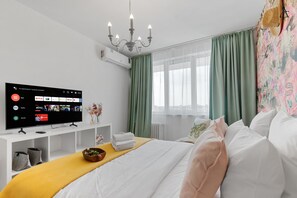 Executive Apartment | 1 bedroom, iron/ironing board, free WiFi - 1BDR Apartment Perla Sky (Bucharest)