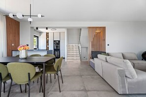 Interior - Luxury 5-bedroom villa with heated pool, billiard, cinema room, sea views (Podstrana)