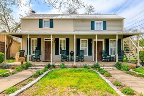 House, 3 Bedrooms | Exterior - Amorosa Cottage 3 Bedroom Home by RedAwning (Fredericksburg)